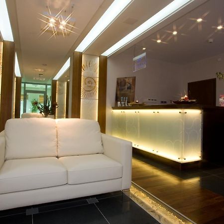 Hotel Perla Bieszczadow Geovita Czarna Kültér fotó