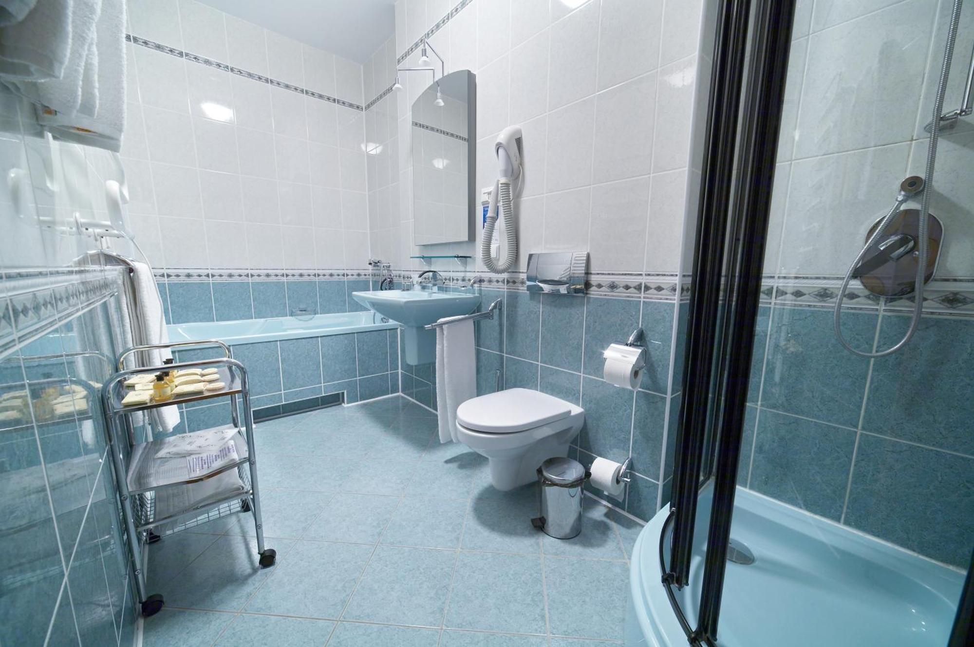 Hotel Perla Bieszczadow Geovita Czarna Kültér fotó